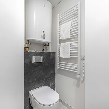 Old House 6 *