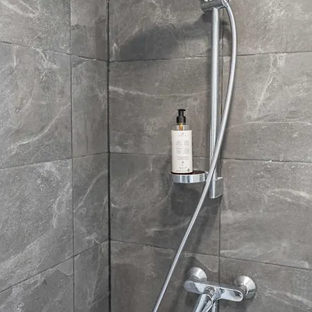 Apartment Old House 6 *