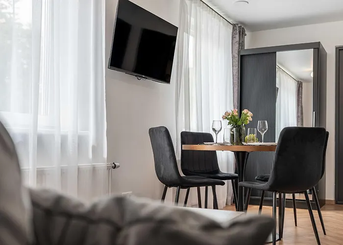 Old House 6 Διαμέρισμα Κλαϊπέντα