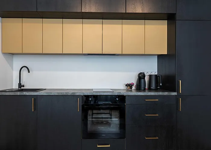 Old House 6 * Κλαϊπέντα